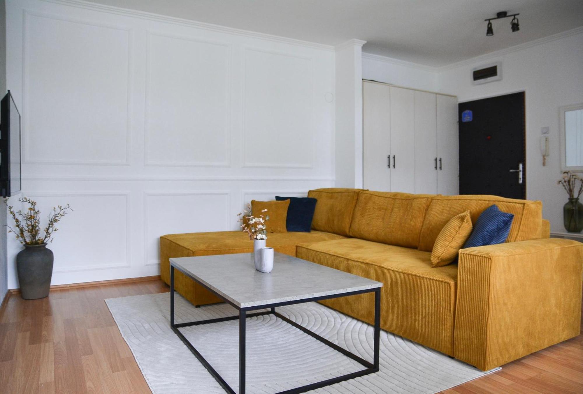 Crown Apartment 4 سوبوتيتْسا المظهر الخارجي الصورة