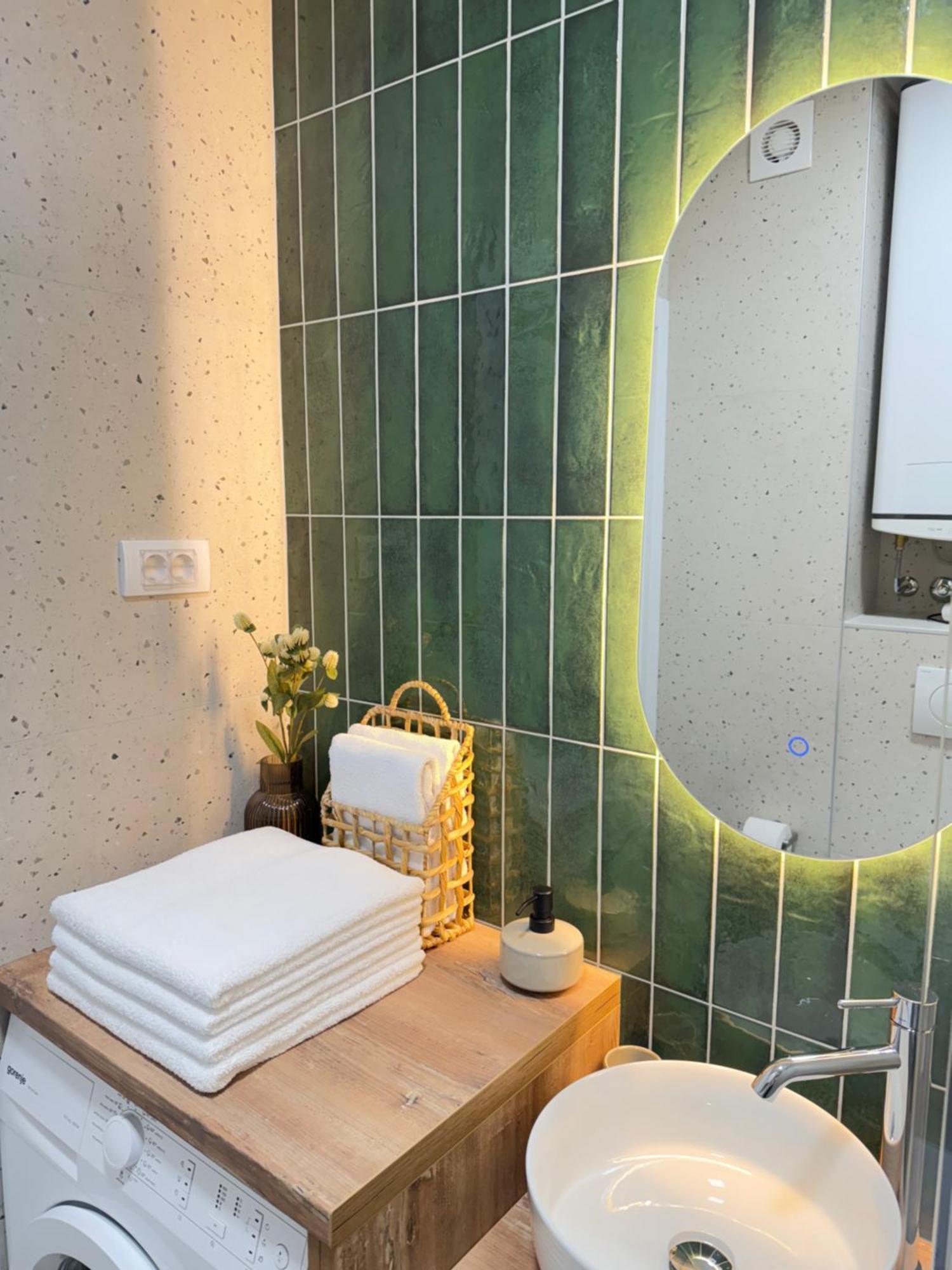 Crown Apartment 4 سوبوتيتْسا المظهر الخارجي الصورة